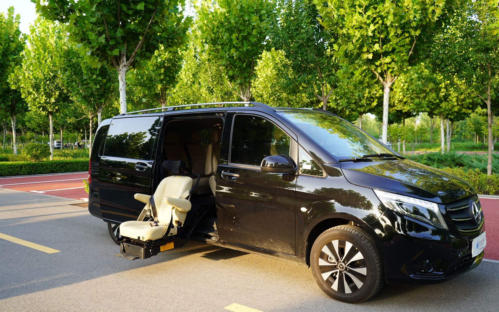 Executive Sprinter