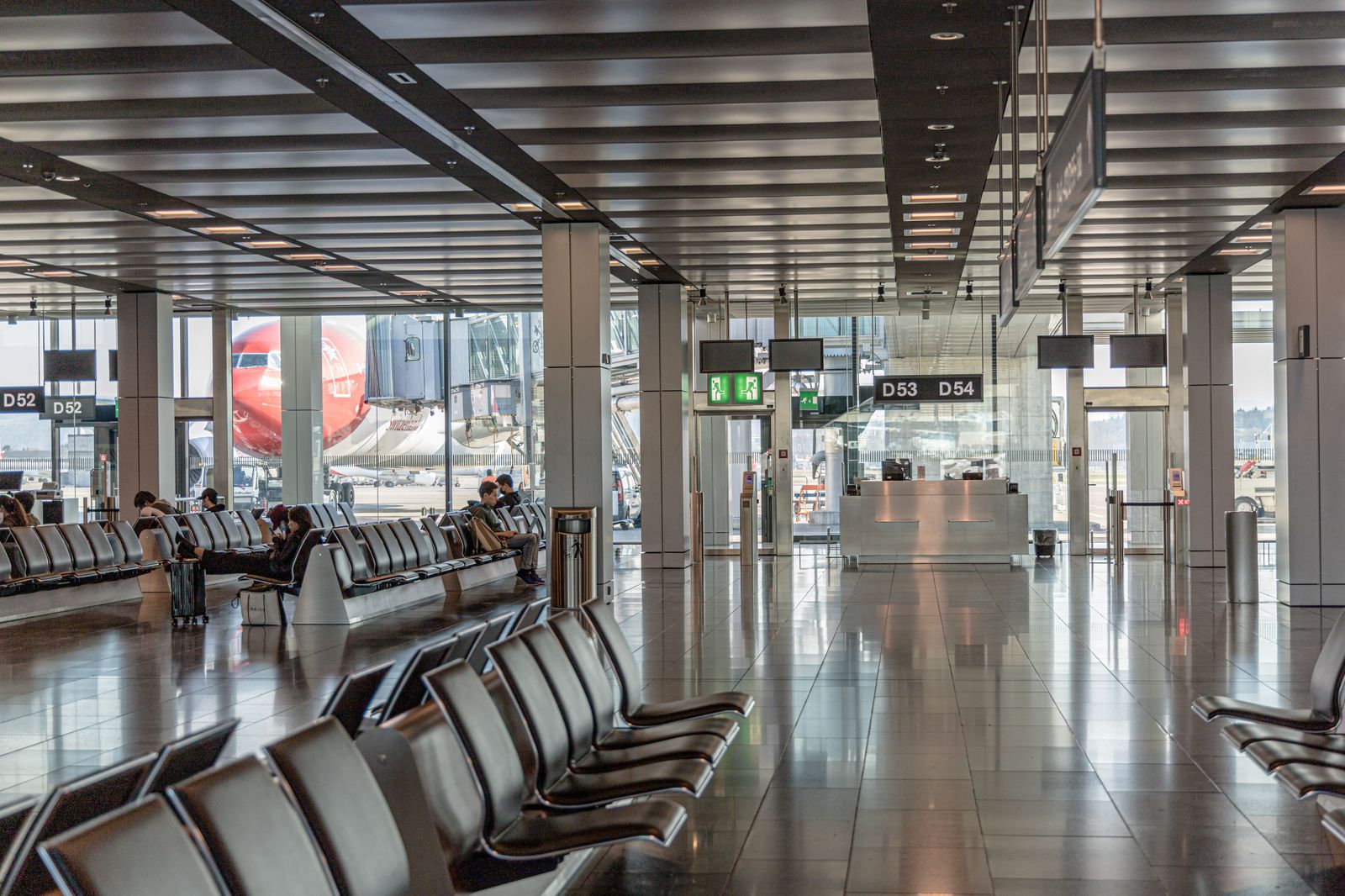Airside seating at Pearson — where an early arrival spends the spare hour