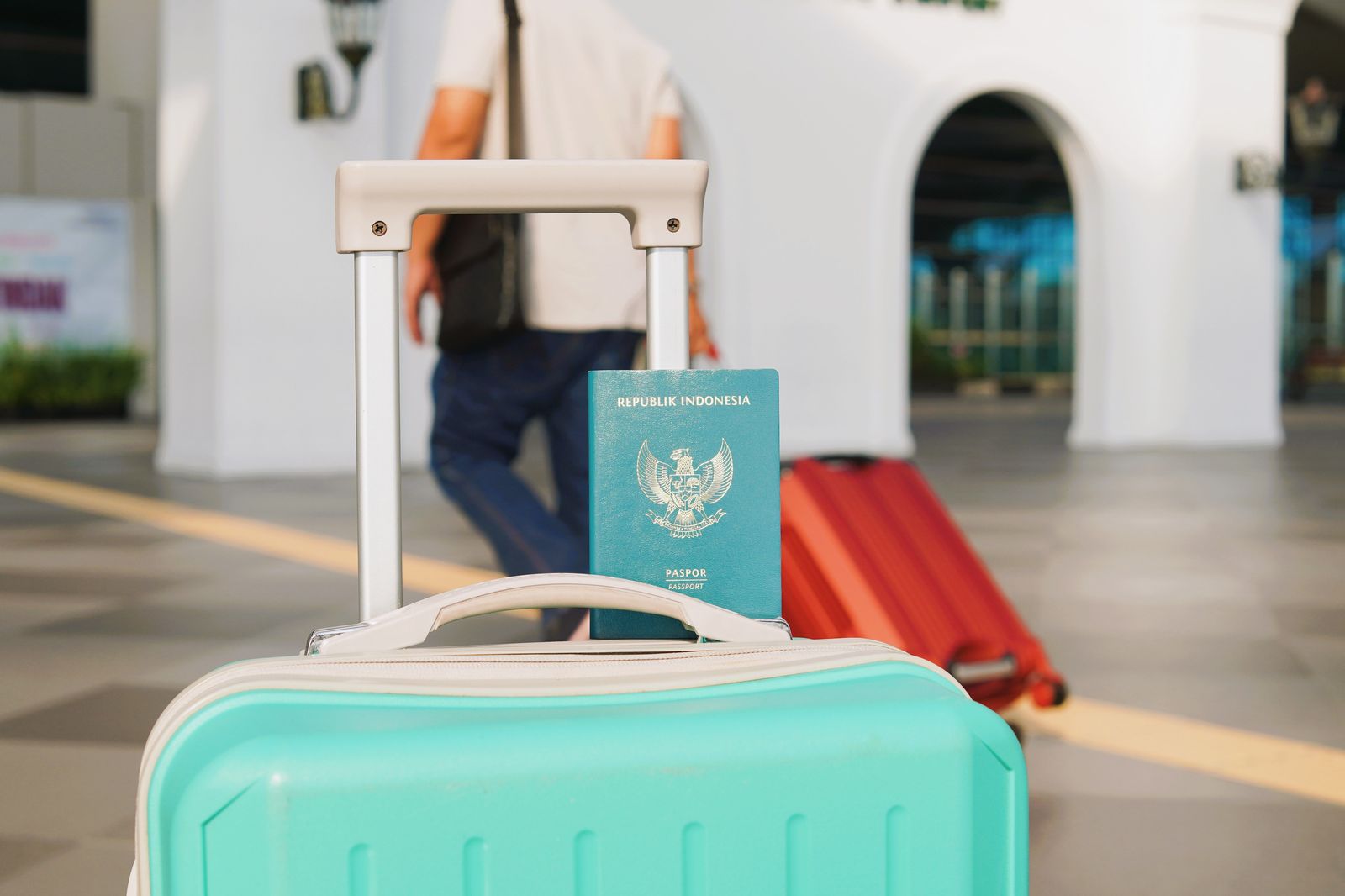 The suitcase by the door at 3 am — the part of the trip a chauffeur makes easy